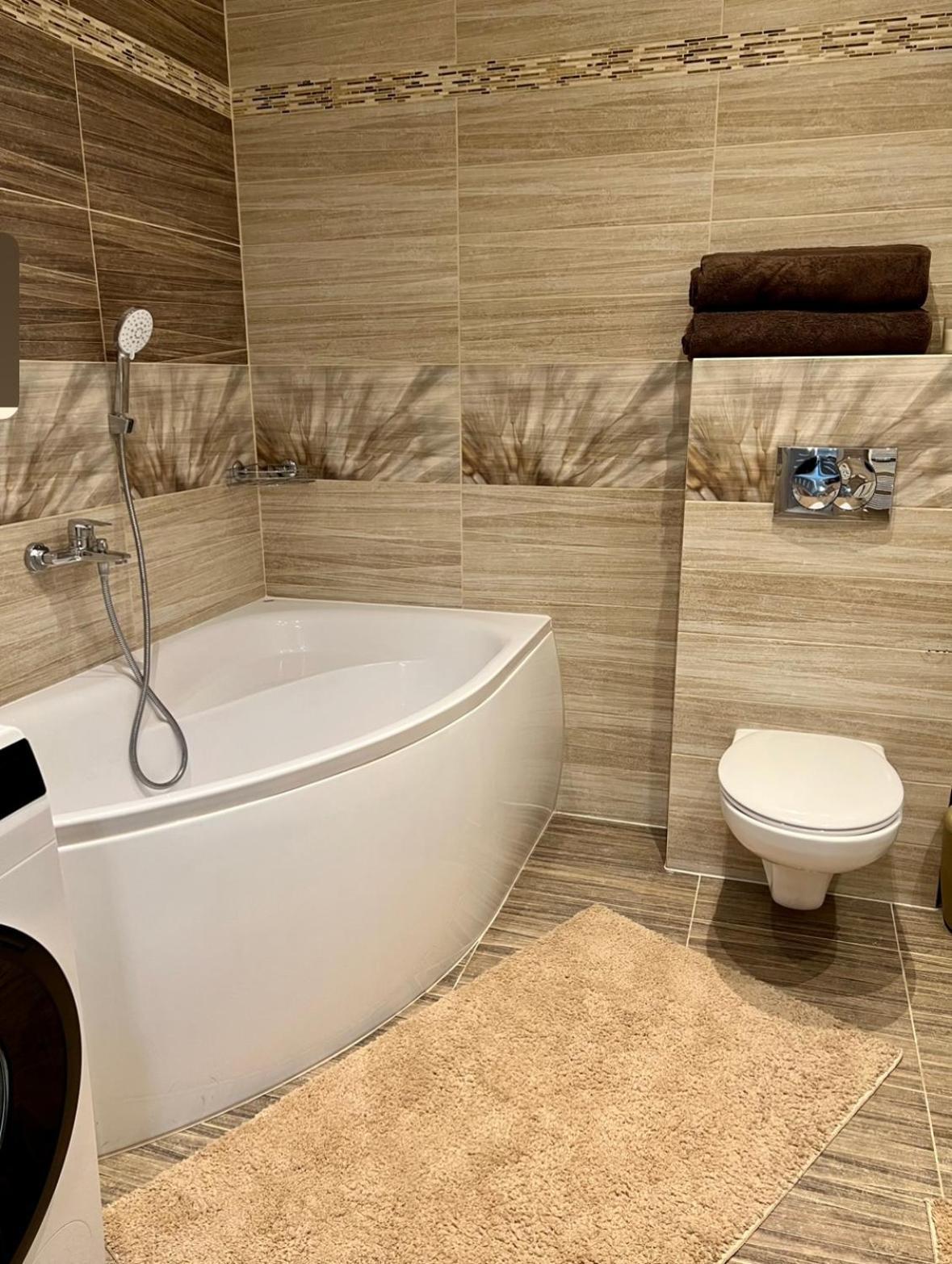 Palace Hill Apartment 3L Poprad Esterno foto